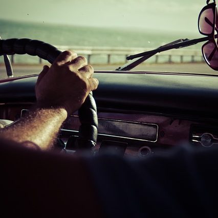 driving-691751_640